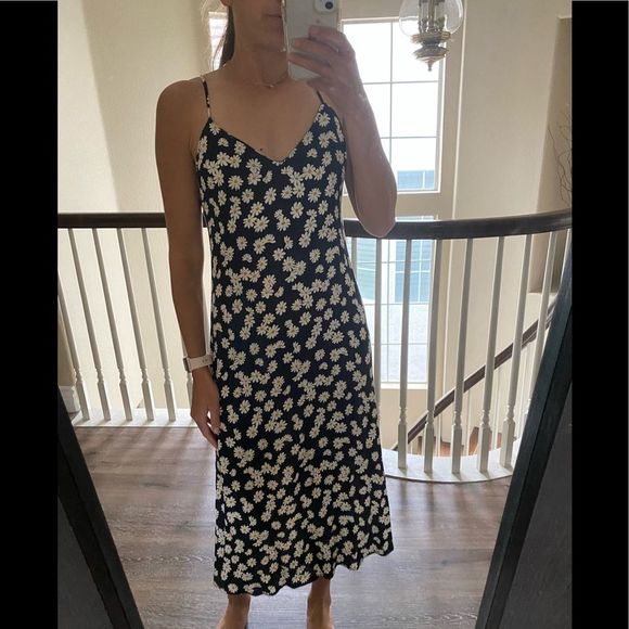 Reformation Dresses & Skirts - Reformation Kat Slip Dress in Daisy Chain Floral Sz 2 Maxi Midi